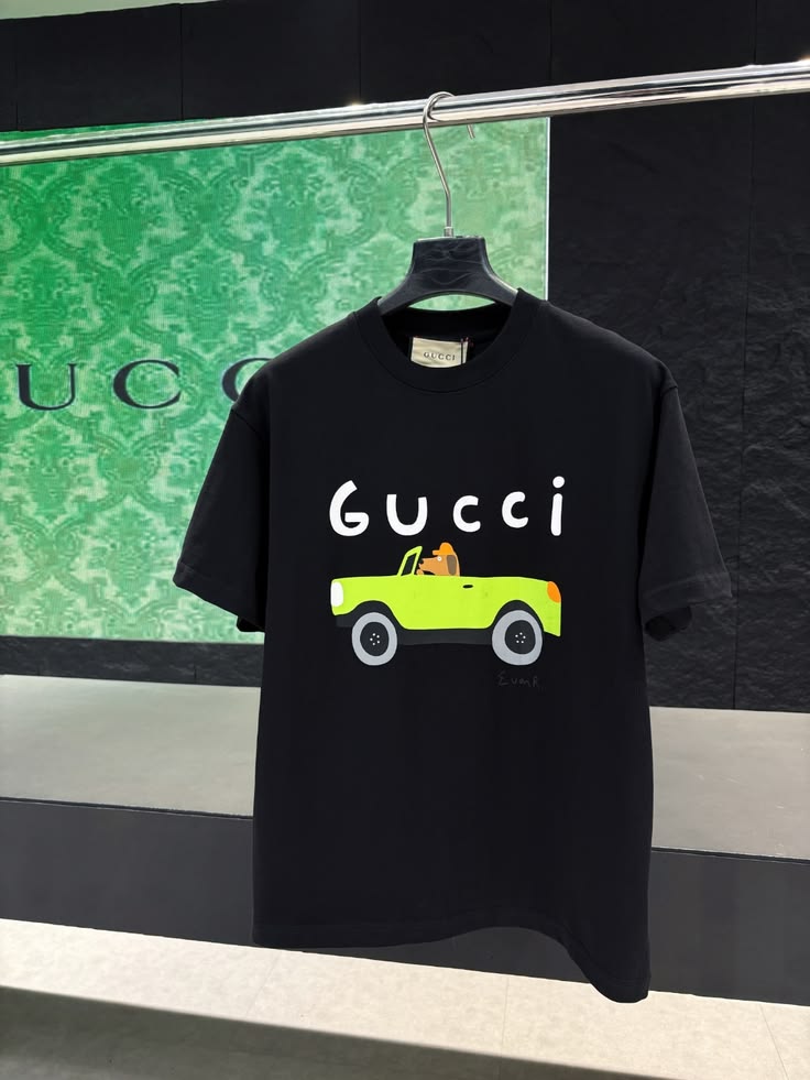 G.U.C.C.I Convertible Graphic T-Shirt